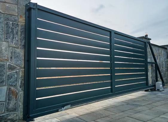 Guia prático para comprar portões de correr sem erro